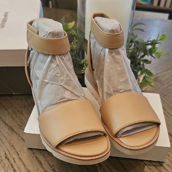 Tan Ankle Strap Sandals Size 7 NWT Giani Bernini - Picture 2 of 11